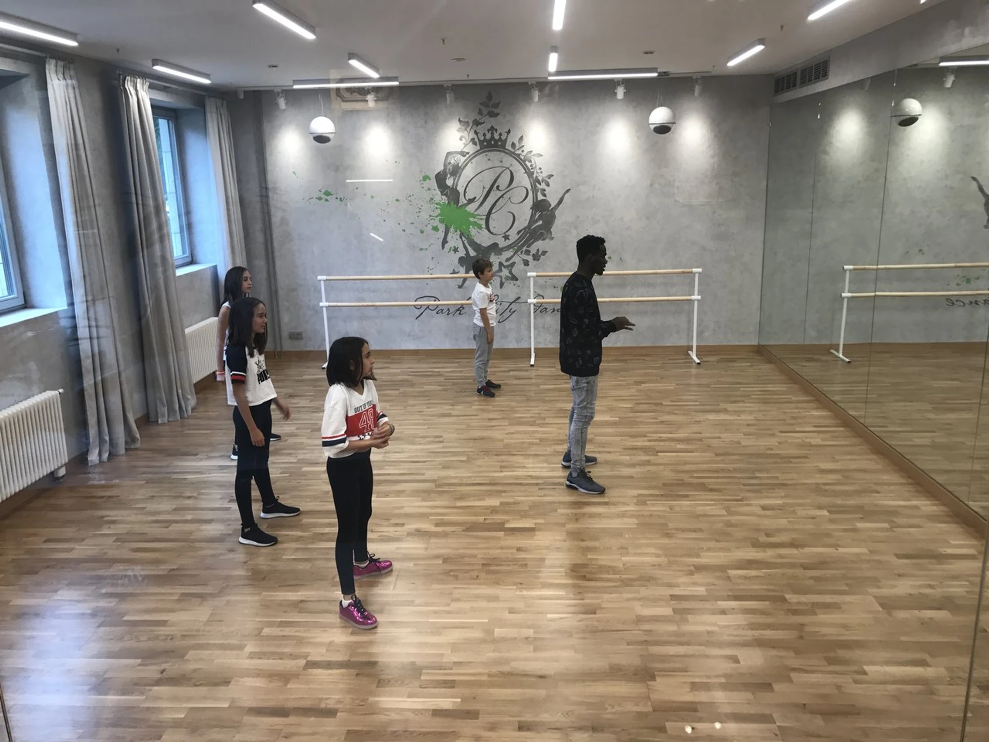 Studio10 (Школа танцев)