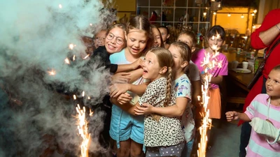 Детский день рождения в формате квеста в "Братья Гримм" Приморский