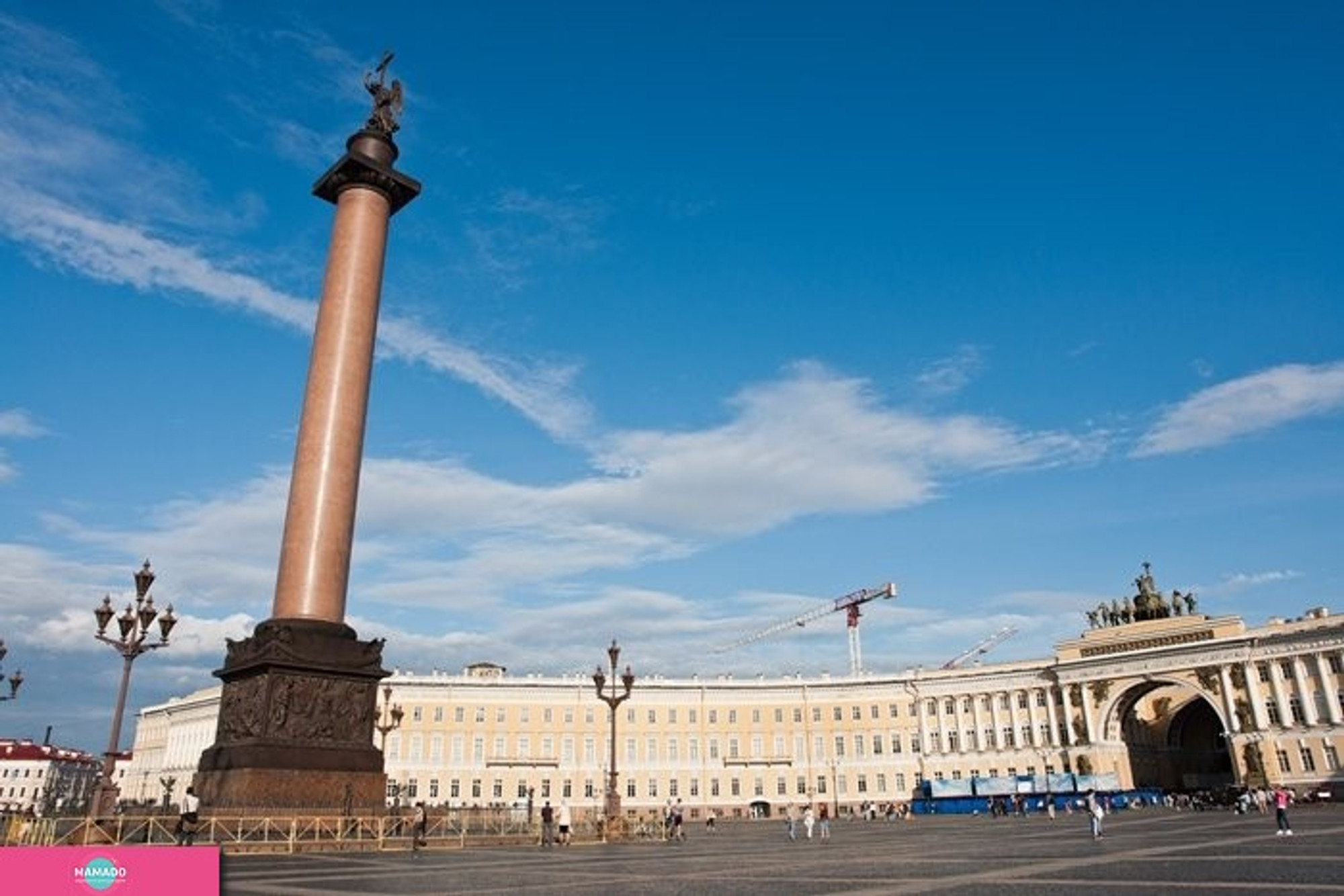 Дворцовая площадь в Санкт-Петербурге