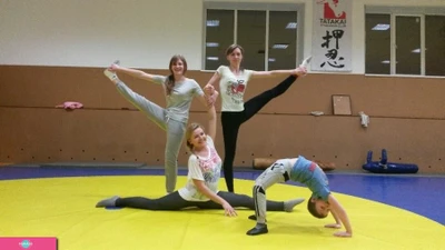 "Эквилибриум", студия циркового искусства для детей от 6 лет и взрослых, Казань