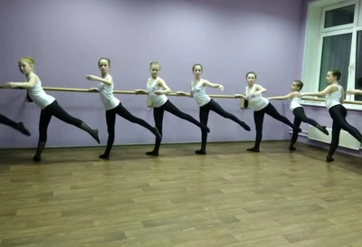 Школа эстрадного танца для детей Stells-show (Школа танцев)