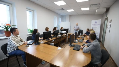 "Профакадемия", центр профессионального дополнительного образования