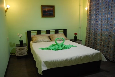 Тихий Дворик (Гостиница)