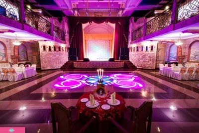 "Амроц", ресторан с детским уголком на Невском, СПб 