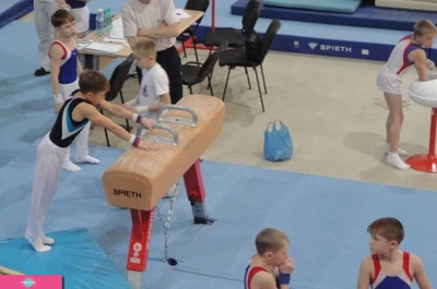 "Варяг", спортивный клуб, тренажерный зал, детская школа атлетизма и спортивной гимнастики, развивающие занятия для детей, Владивосток 