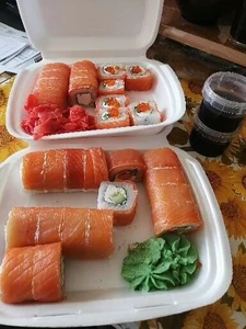 Суши и роллы (Суши-бар )