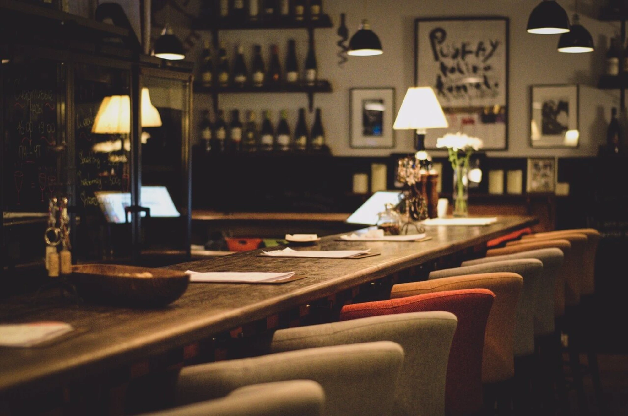 Dictatura Aestetica Wine & Kitchen (Бар, паб )