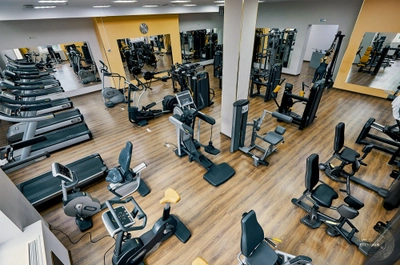 "World Fitness Club" - фитнес-клуб