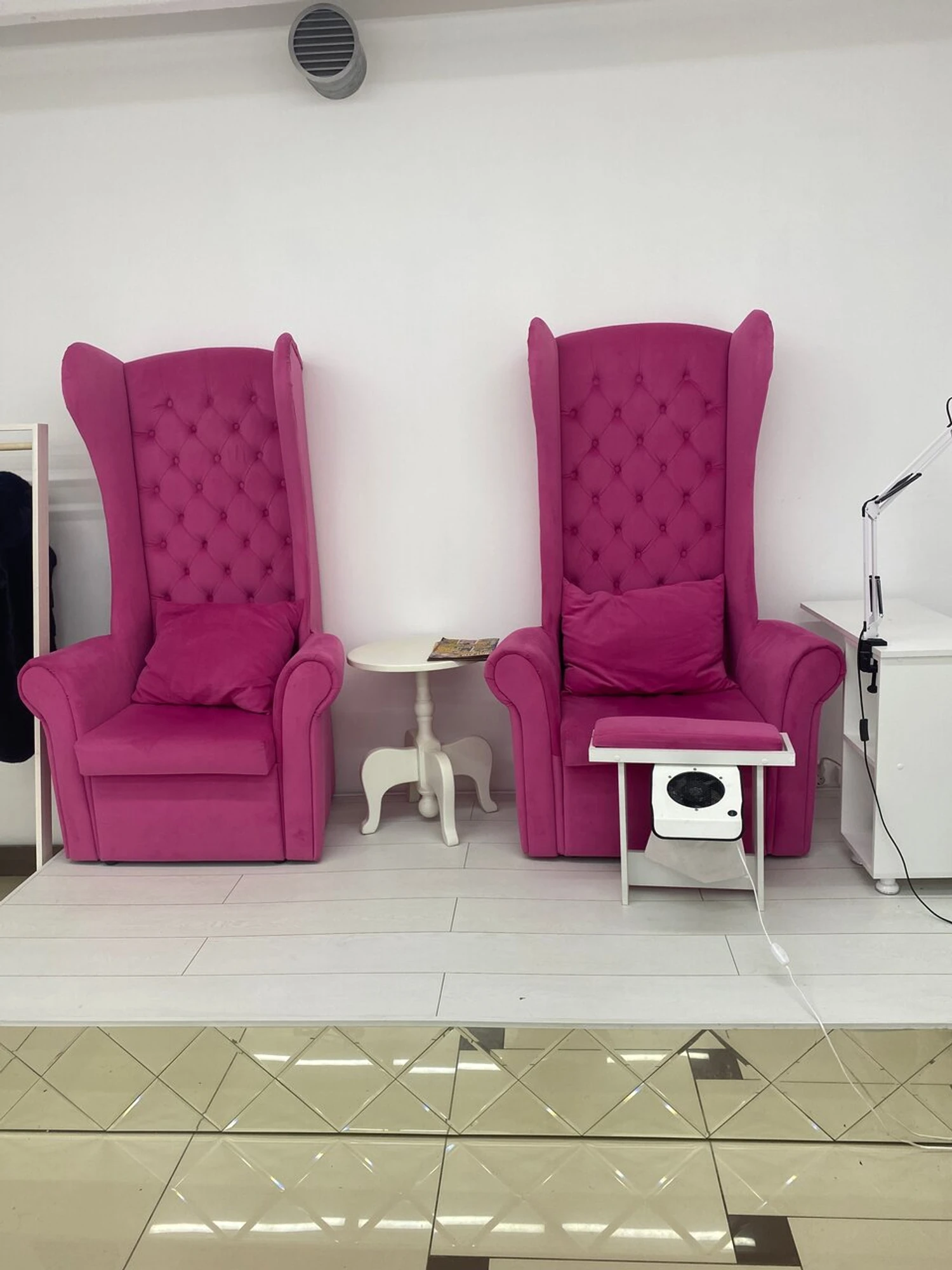 Style Bar (Салон красоты)