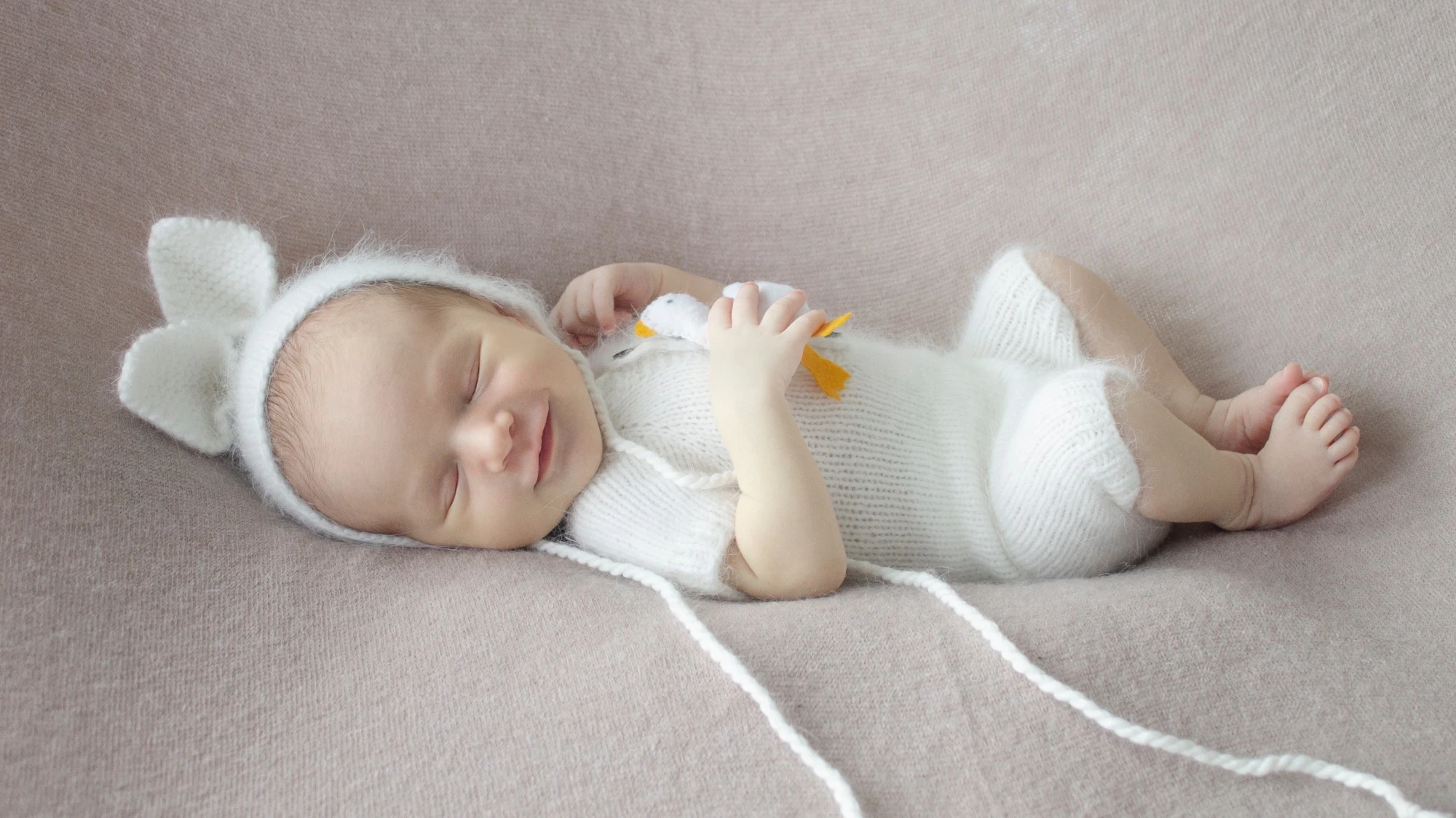 Dolgikh Tatiana Newborn Photographer