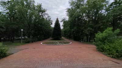 парк КЗТЗ (Парк культуры и отдыха )