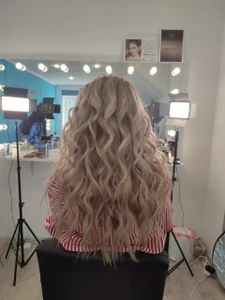 Makup & Hair (Салон красоты)