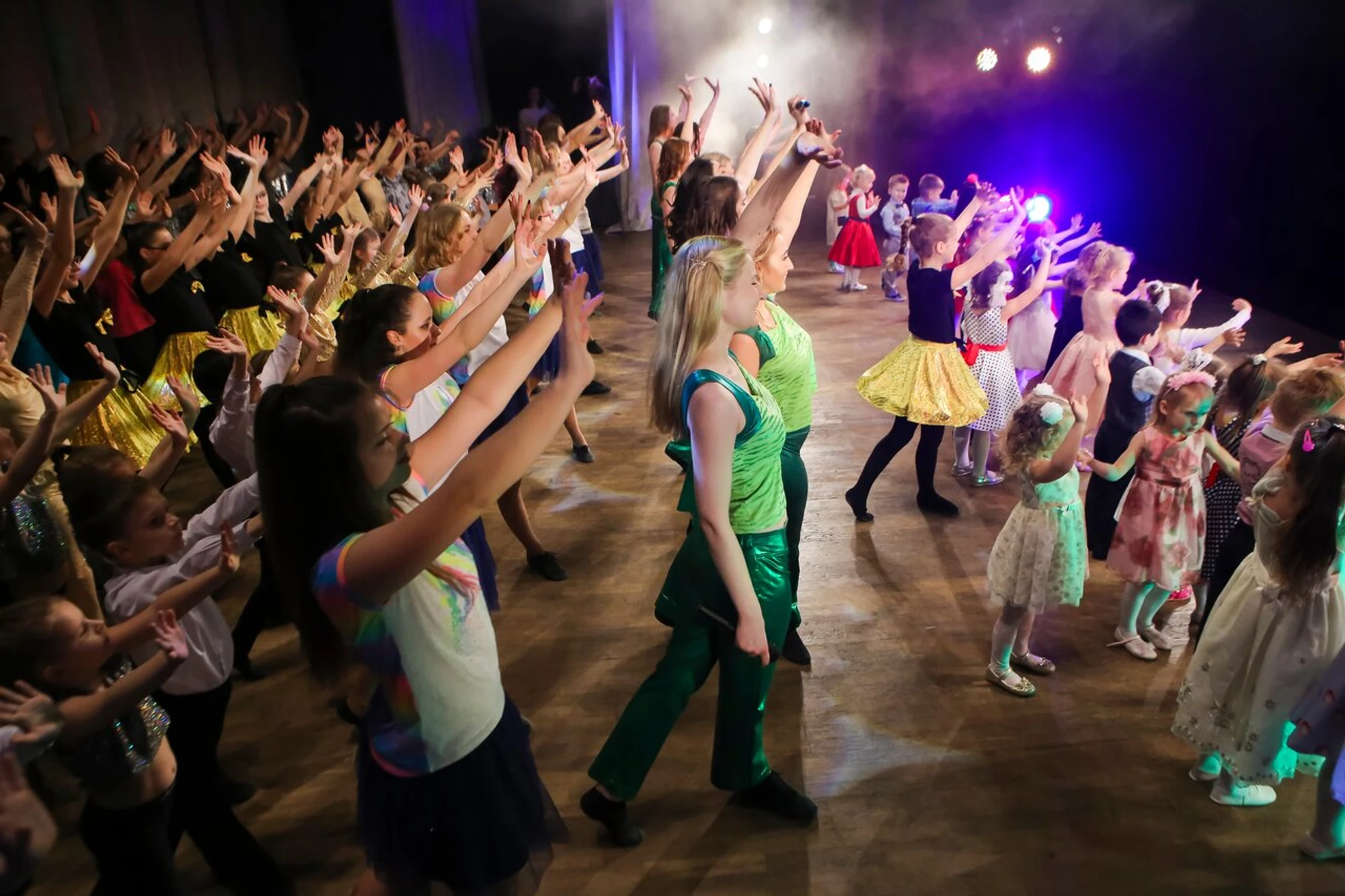 Шоу театр Триумф (Творческий коллектив )