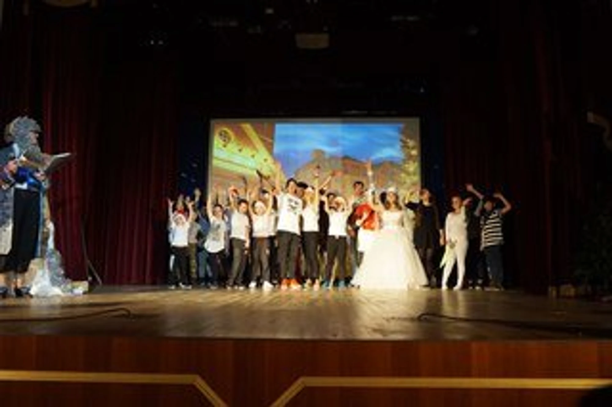 Dancing city Loft (Школа танцев )