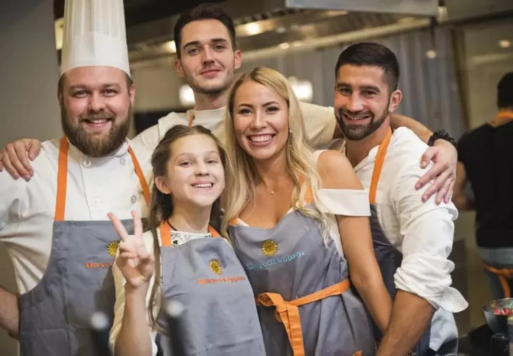 Подарок за выбор премиального меню в кулинарной студии "Вкусотеррия"
