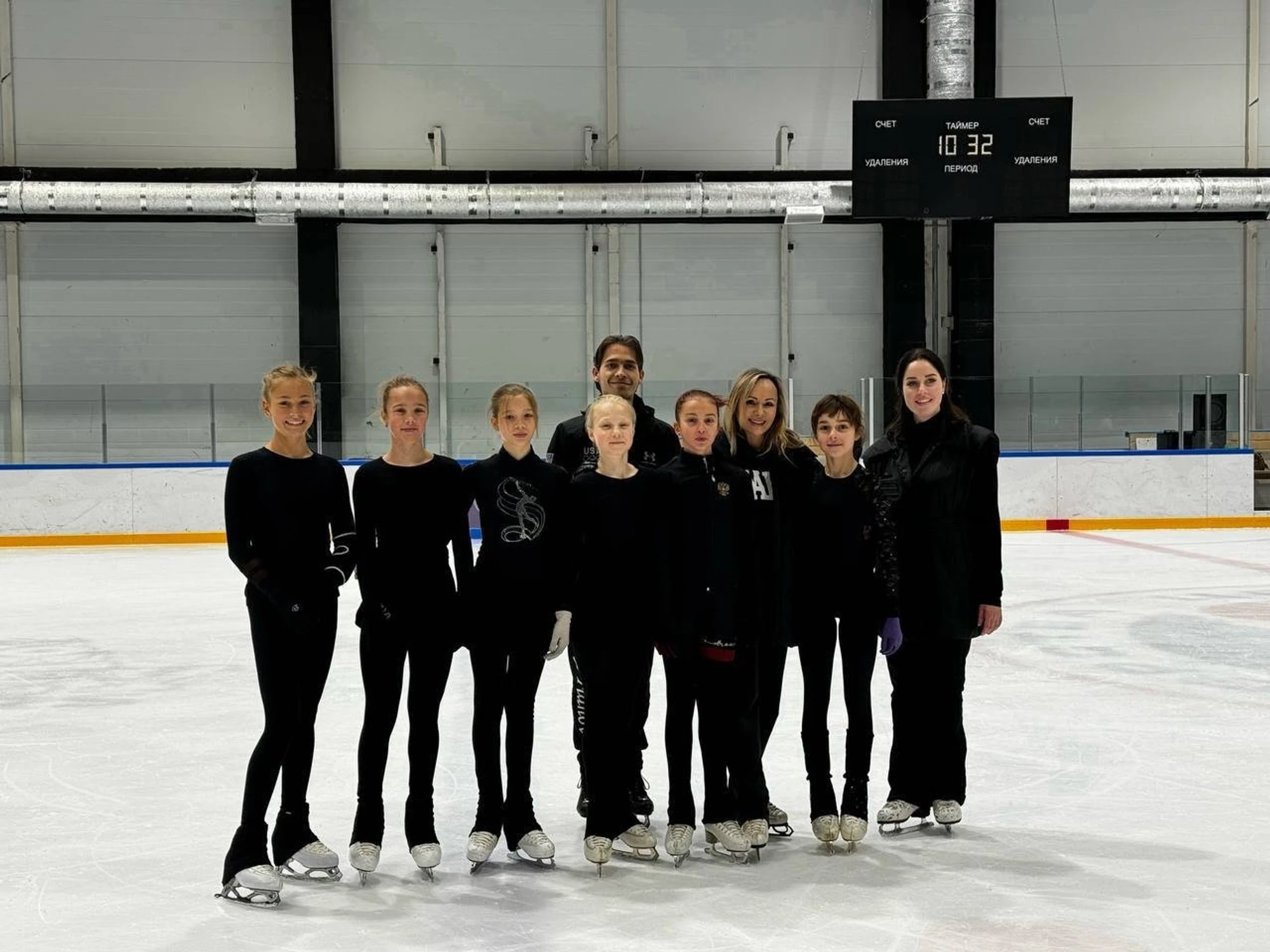 Бесплатное пробное занятие в школе фигурного катания "Mitino Ice Stars"