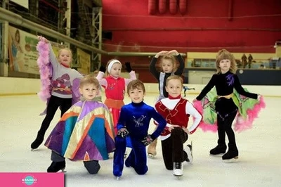 Ледяная фабрика, школа фигурного катания 