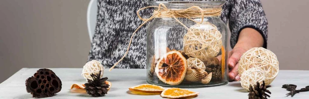 Новогоднее волшебство своими руками: ТОП-5 трендовых мастер-классов для женщин на Рождество