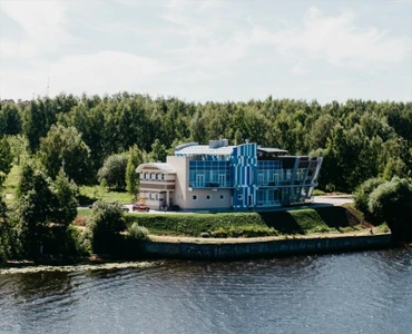 Cruise (Гостиница)