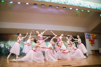 Дом детского творчества (Клуб для детей и подростков )