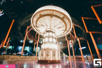 Парк аттракционов в Сити-парке "Град", Воронеж