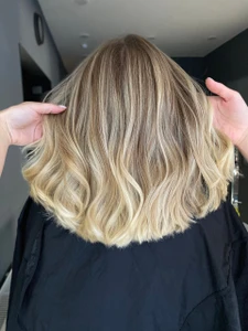 Studia color by Olga Cherkunova (Парикмахерская )