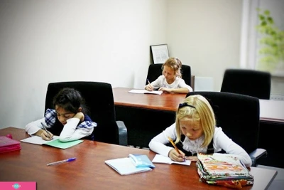 English Forward, центр иностранных языков, английский и испанский для детей и взрослых в Московском районе, СПб 