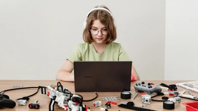 "Лига роботов" на Петроградской, филиал сети школ робототехники для детей с четырех лет