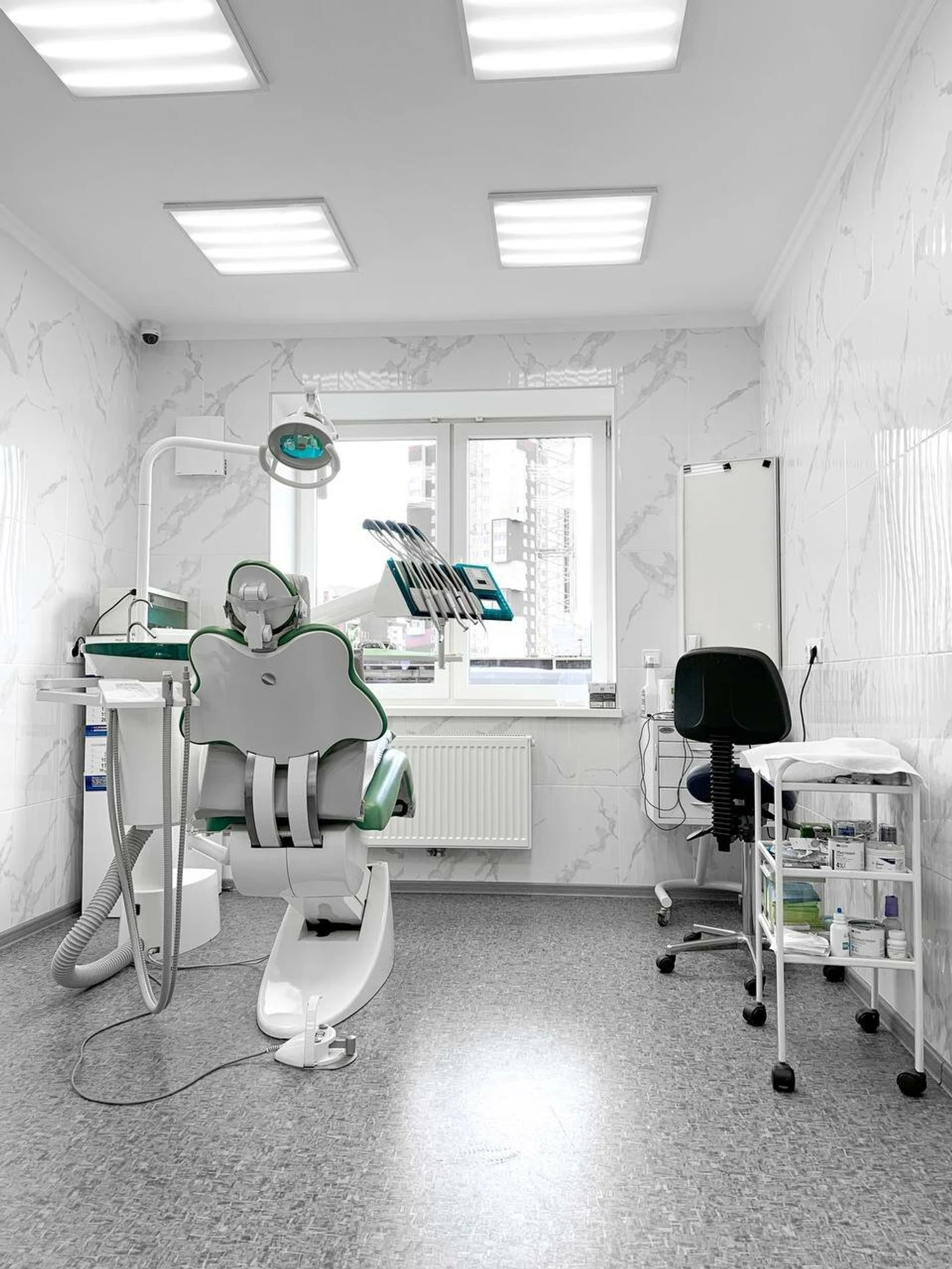 Доктор (Стоматологическая клиника)