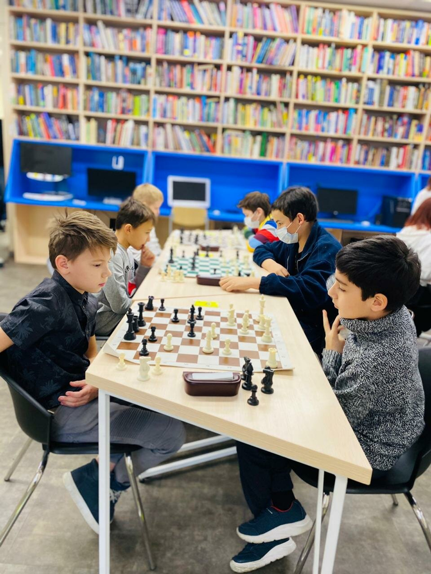 Moscow chess school (Спортивная школа )