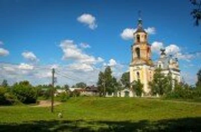 Церковь Рождества Христова в Красном Ватрасе (Православный храм)