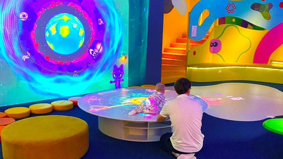 "Hello Park", мультимедийный парк развлечений