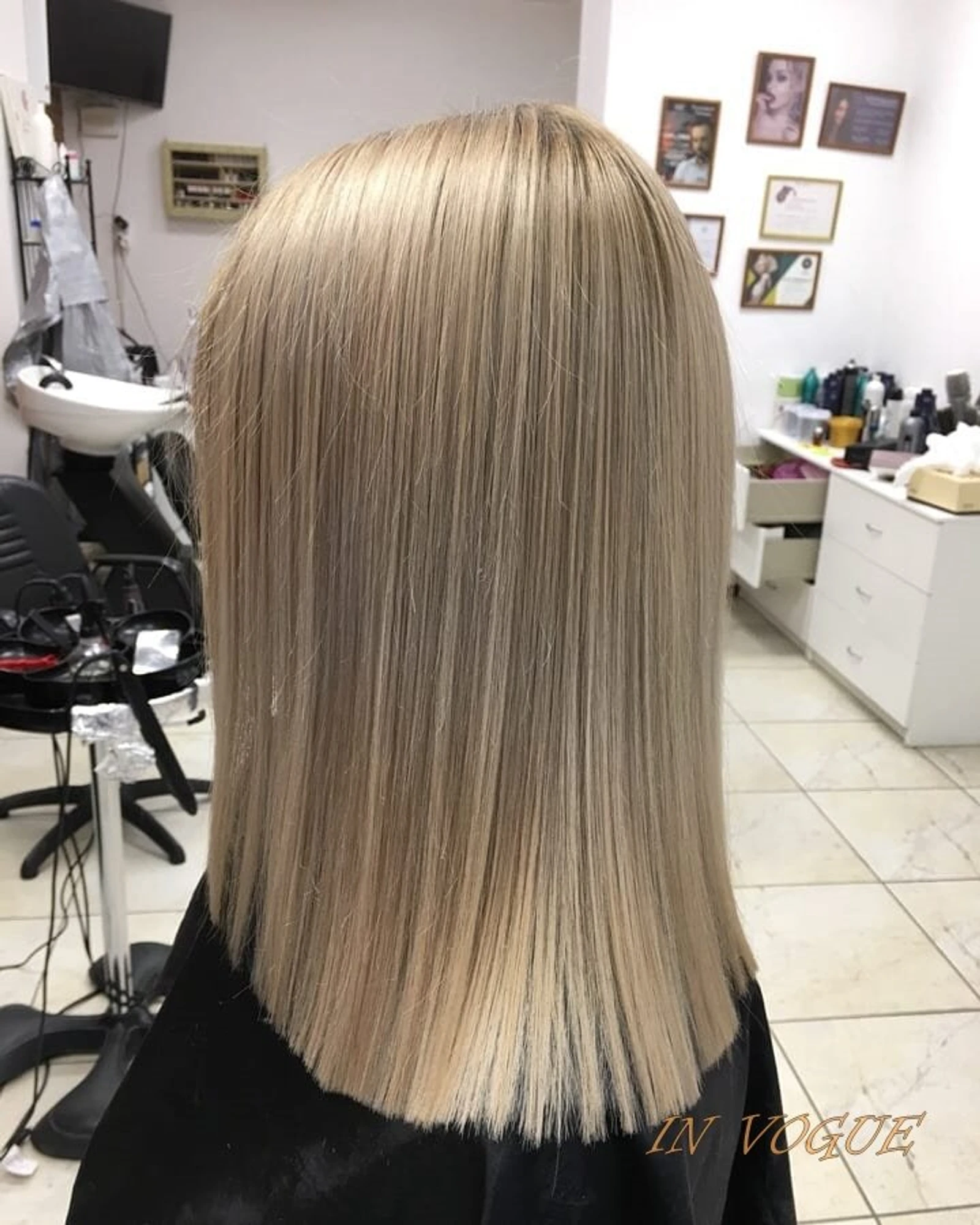 In Vogue (Салон красоты )