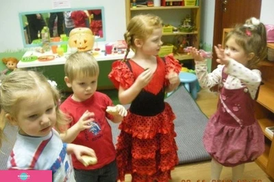 "Полиглотики", языковой центр для детей от 1 года до 12 лет на проспекте Науки в Калининском районе, СПб 