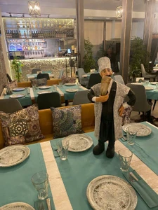 Мизандари (Ресторан )