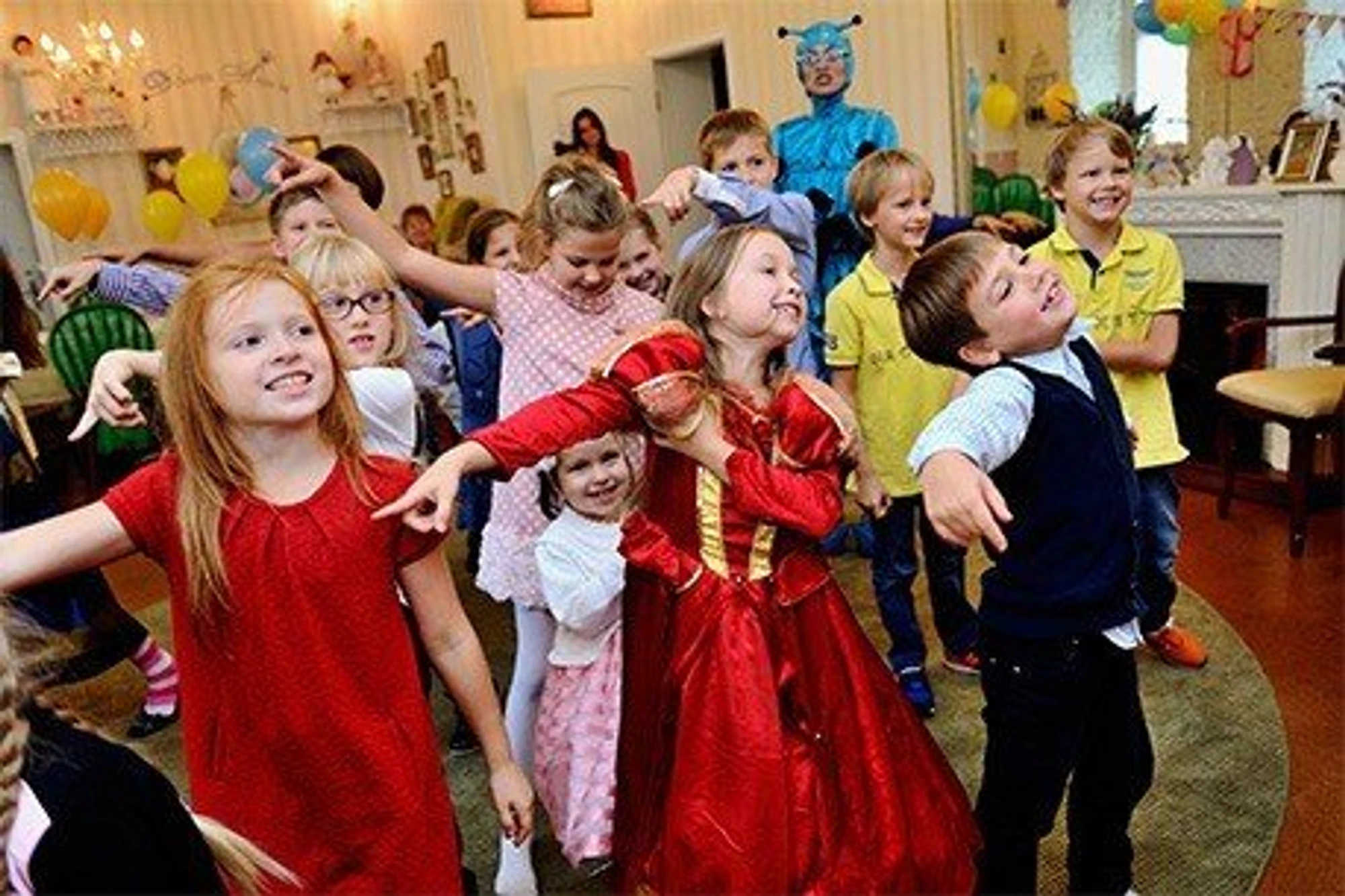 День рождения для детей от 3 до 8 лет в театре праздников "Домик Алисы"