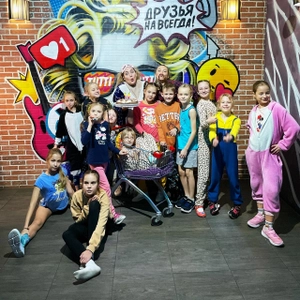 Конфетти (Праздничное агентство )