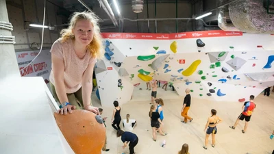 "Big Wall Sport", скалодром на стадионе "Динамо"