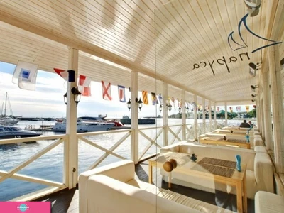 Паруса, ресторан на Петровской косе, Санкт-Петербург