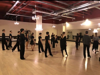 Hover Dance (Школа танцев)