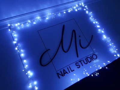 Ми нэйл студия ногтевого сервиса (Ногтевая студия )
