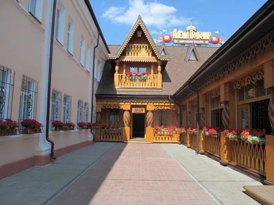 Алёша Попович Двор (Гостиница)