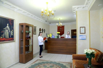 Царский двор (Гостиница)
