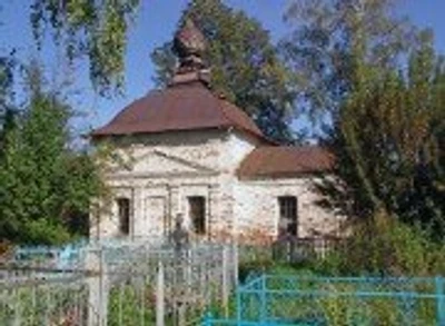 Церковь Иконы Божией Матери Всех Скорбящих Радость в Красном Сумароковых (Православный храм)