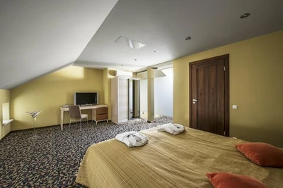 Oro Nida (Гостиница)