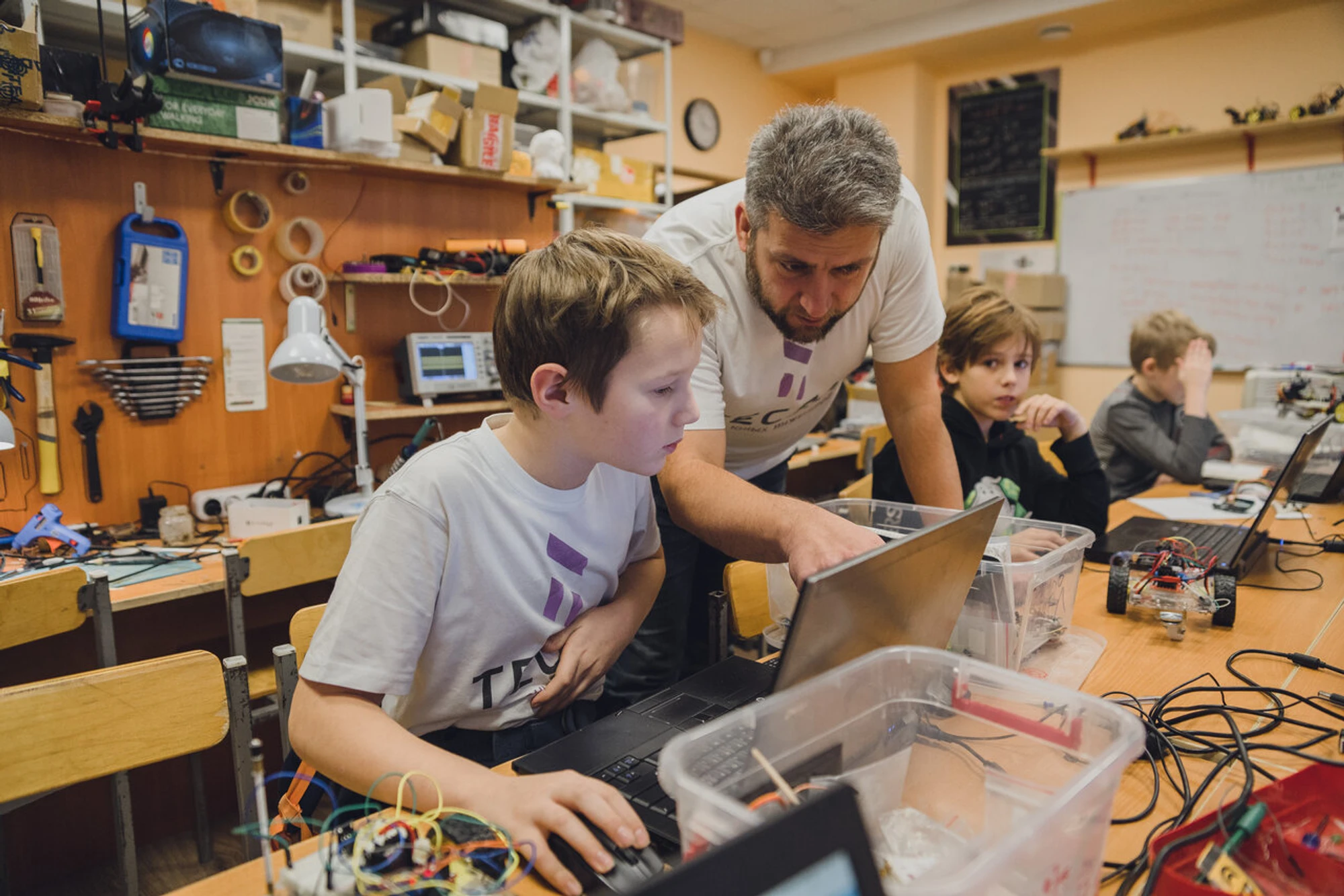 Тесла (Дополнительное образование)