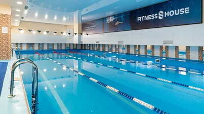 Фитнес Хаус (Fitness House) в Лахте, фитнес клуб с бассейном 