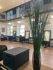 Жарко beauty bar (Салон красоты )