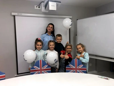 IQ-school языковые курсы (Курсы иностранных языков)