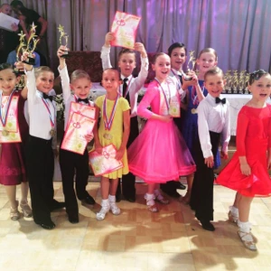 DanceGroup (Школа танцев )